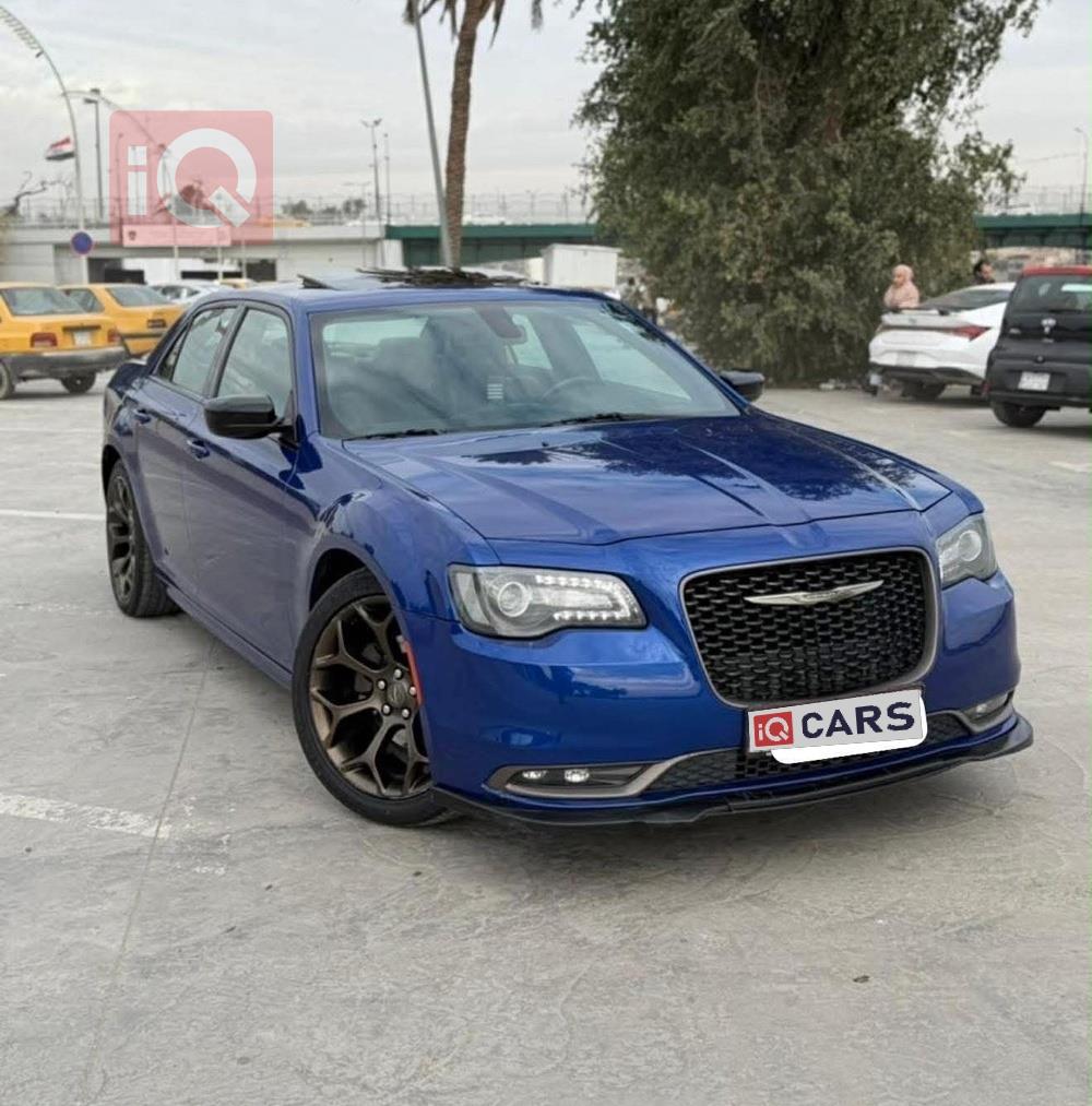 كرايسلر 300
